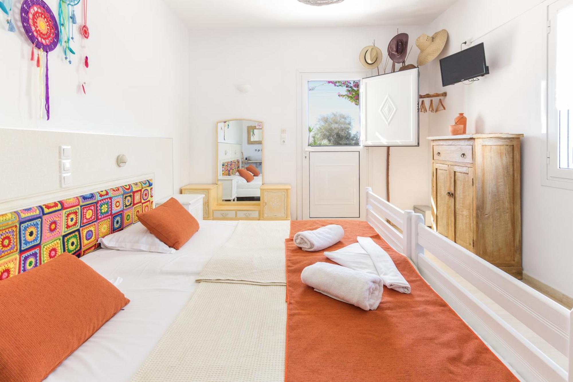 Onira Hotel Párosz Kültér fotó